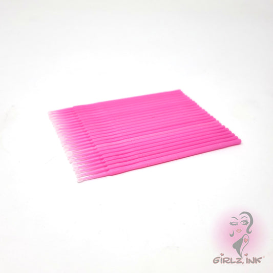 Pink disposable microbrush applicators – professional single-use precision tools for PMU, lash, and cosmetic use. Lint-free flexible tips ideal for pigment, numbing, or cleanser application.