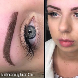 Before and after view showing healed brows created with Mochaccino from the Li Pigments Aqua collection by artist Emma Smith. The pigment produces a balanced medium warm brown tone, ideal for soft, natural brow shading on light to medium skin tones.