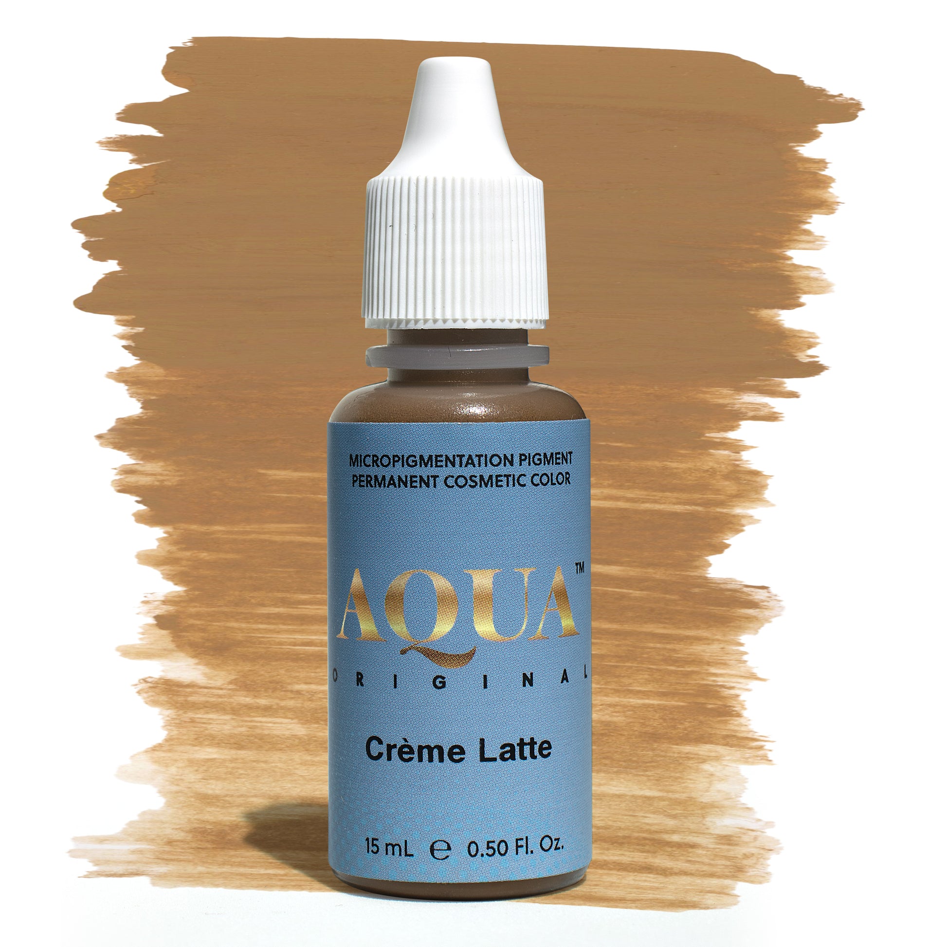 Aqua Original Crème Latte micropigmentation pigment bottle with a neutral light brown color swatch on a white background – a versatile PMU brow pigment for clients with fair to medium skin tones seeking soft, balanced results.