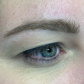 Healed results of brows done with LI Loaded Silver Spur—cool medium brown pigment for a soft and timeless look.