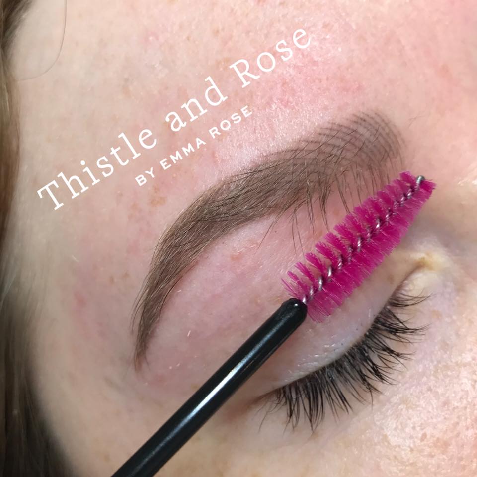 Healed microbladed brow by Emma Rose using Aqua Mochaccino mixed with 15% Gray Vanish, featuring a warm taupe finish.