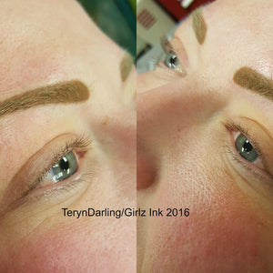 Velvet pigment mix of 50% Autumn Gold and 50% Hazelnut used for soft, warm brows by Teryn Darling.